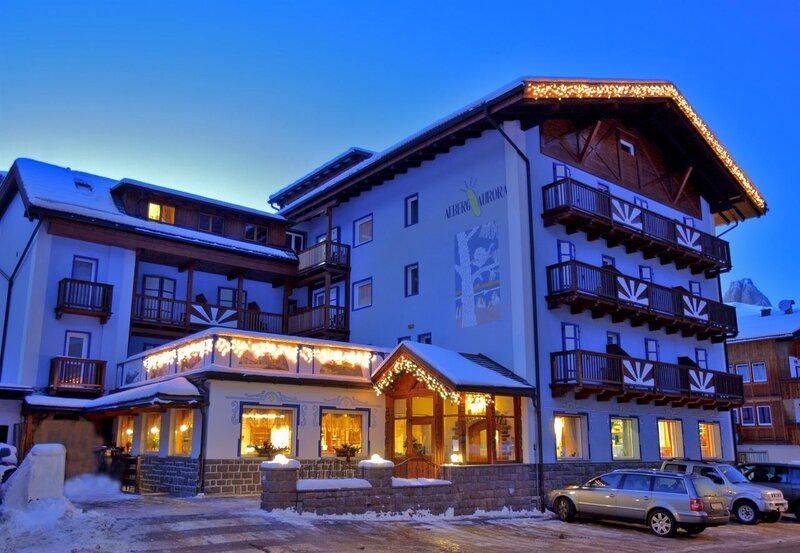 Hotel Aurora - Canazei - Fassatal - Winter