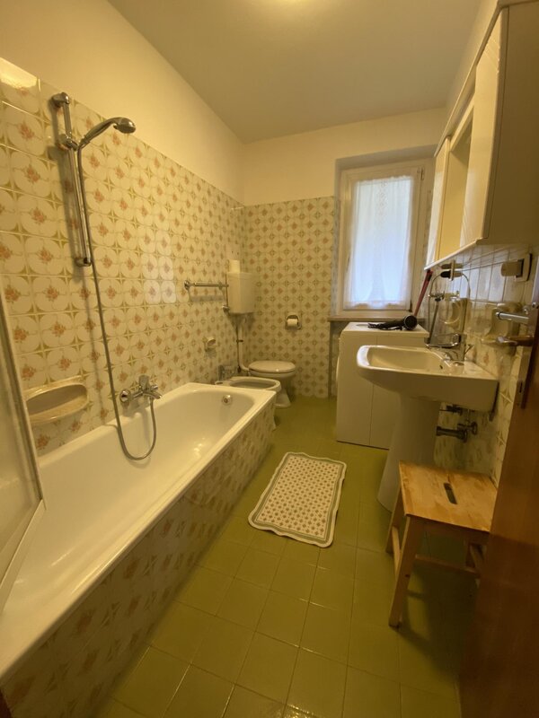 Bathroom apartament B