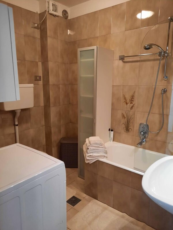 Bathroom with tub