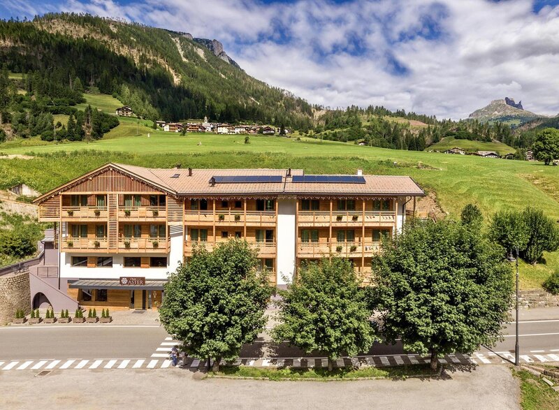 ASTER - Chalet_Estate