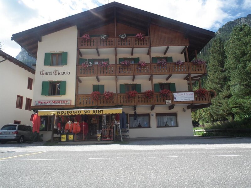 Garnì Claudia - Canazei - Val di Fassa