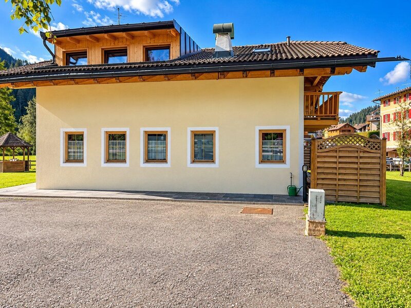 ciaasa-le-giare-aussen-sommer-soraga-di-fassa