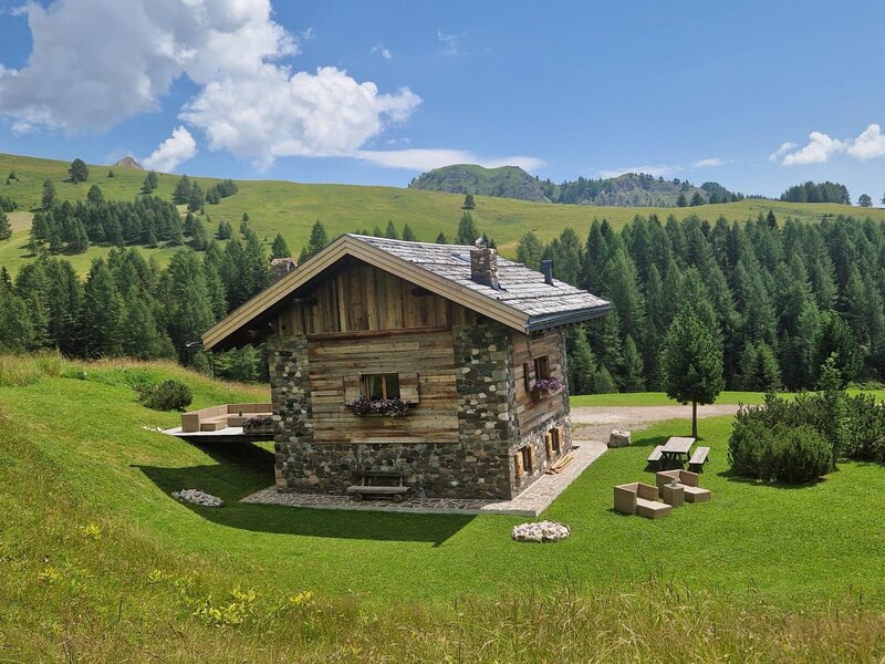 62056ebb-e4f9-4b69-95b9-c8a45c55031f