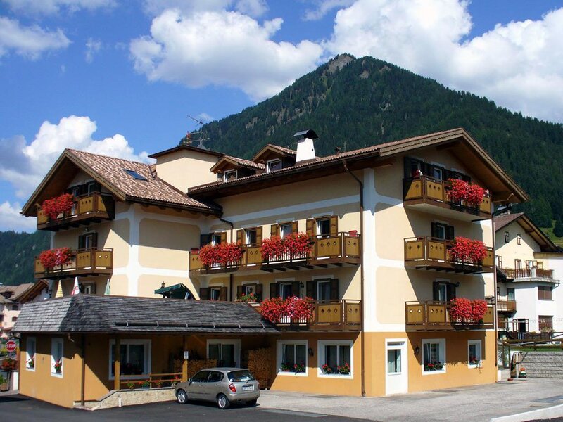 Hotel El Geiger - Pozza - Fassatal