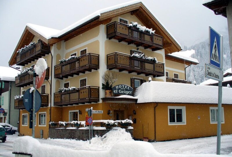 Hotel El Geiger - Pozza - Fassatal