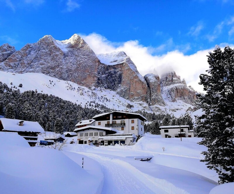 Rifugio Gardeccia in inverno