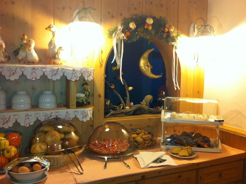 BUFFET (3)