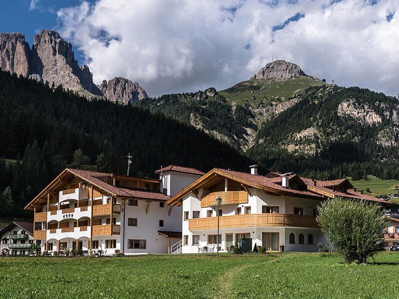 Golden Park Resort - Fontanazzo - Val di Fassa - Summer