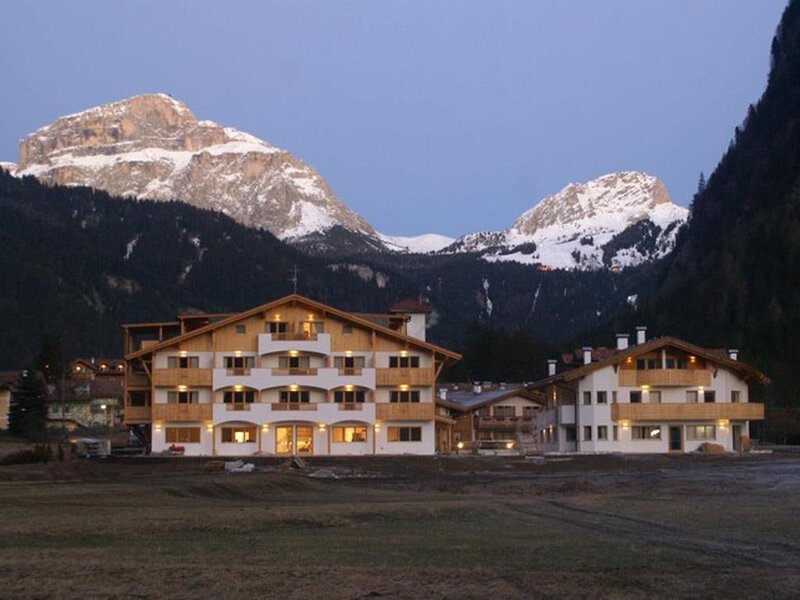 Golden Park Resort - Fontanazzo -Val di Fassa