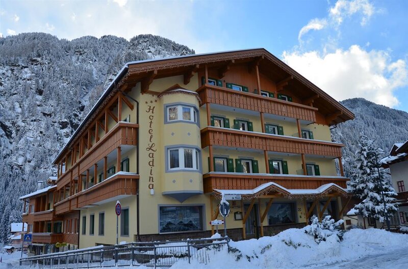 Hotel Ladina Inverno