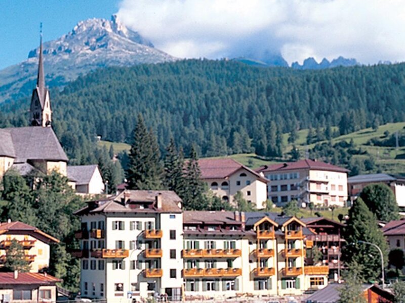 Hotel Laurino - Moena - Val di Fassa  