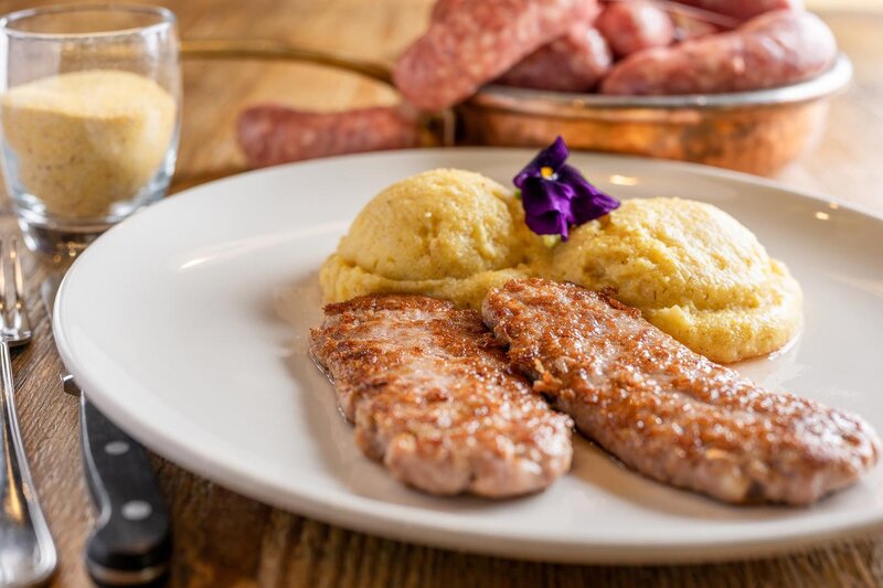 Polenta con salsiccia