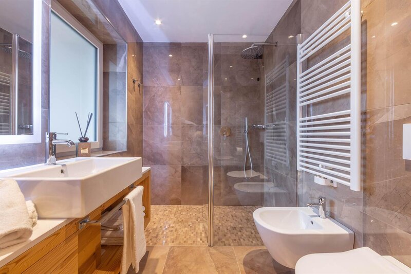 bagno alpine Meida