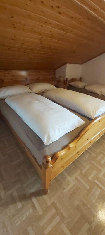 cam 57