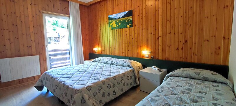 Triple room