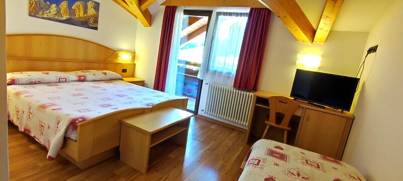 Triple room