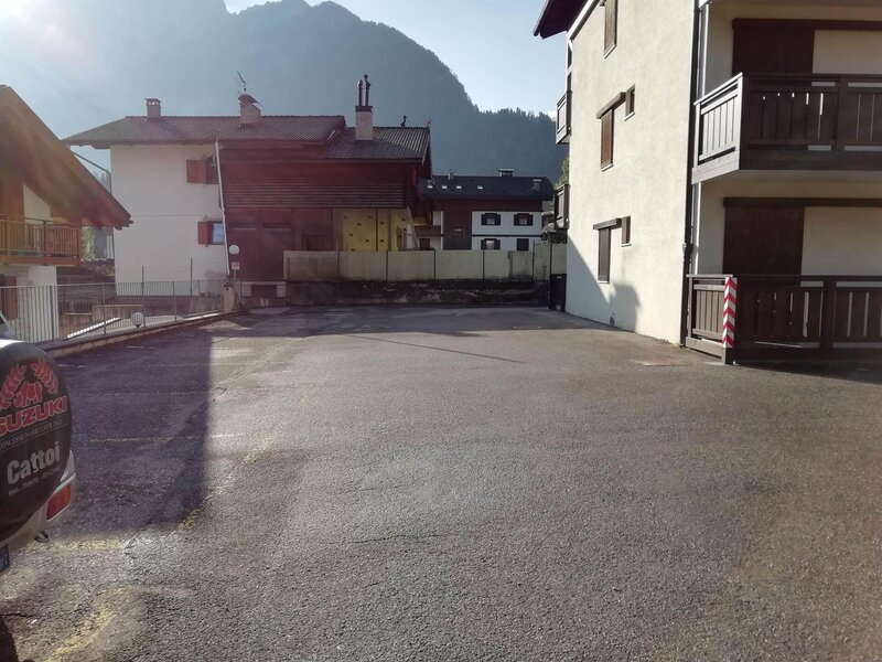 PARCHEGGIO 2