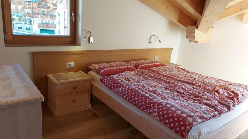 Schlafzimmer mit Doppelbett