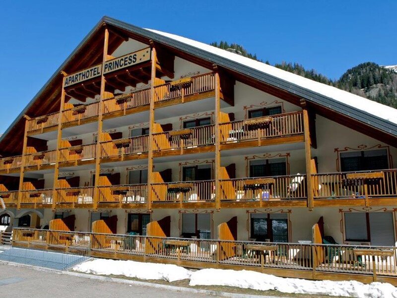 Residence Hotel Princess - Penia - Val di Fassa