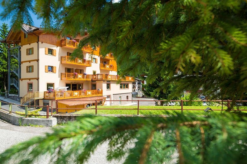 Hotel San Giusto - Campitello - Val di Fassa