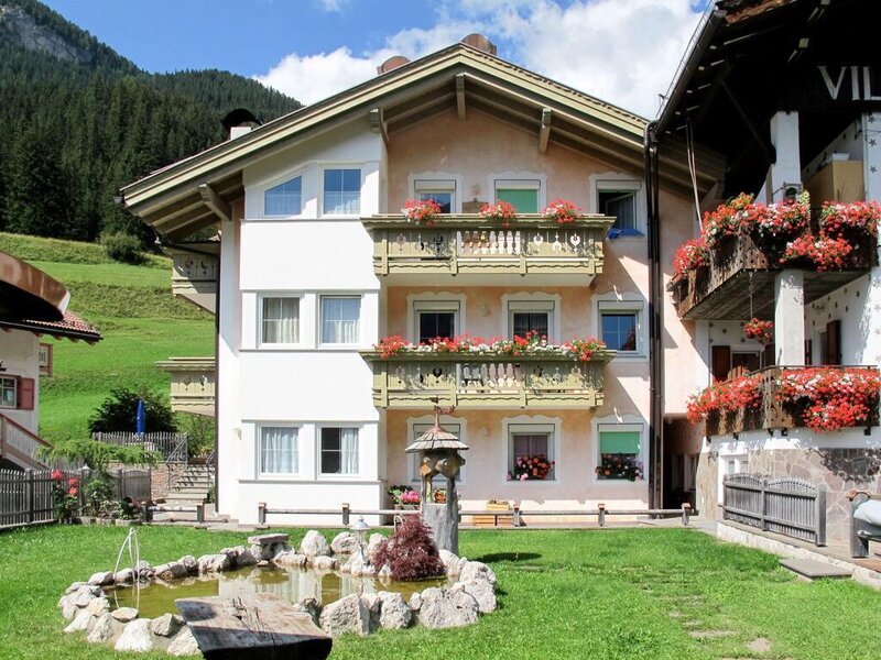 Rossi Cristina "Casa Cecilia" - Fontanazzo - Val di Fassa