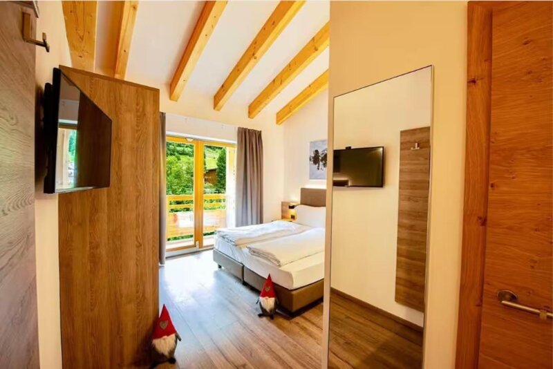 camera da letto matrimoniale con bagno en suite