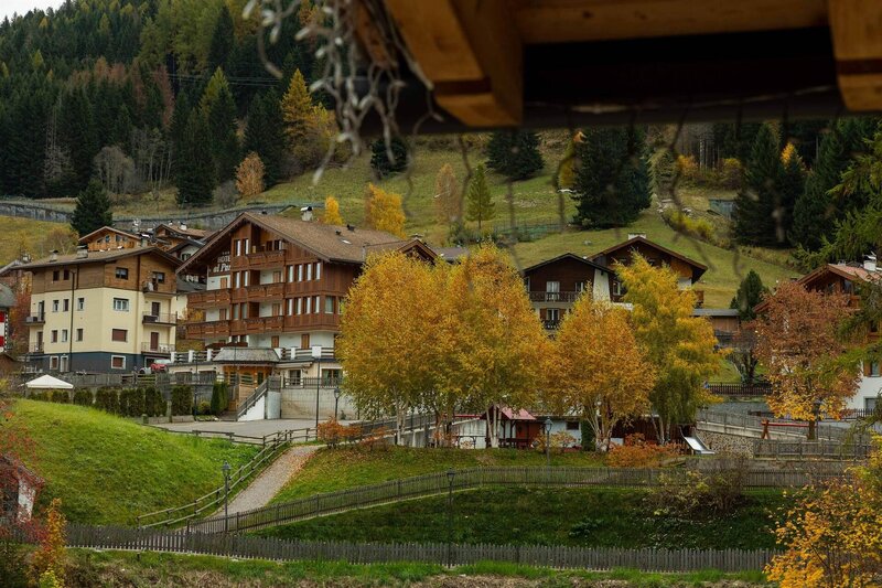 parco giochi di fronte a casa