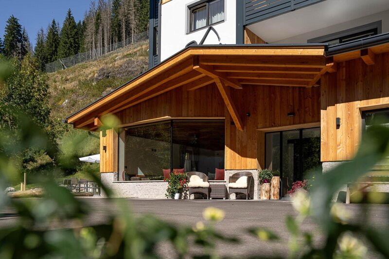 spires_outdoor_MattiaRizzi_20250918__MR54127_LowRe