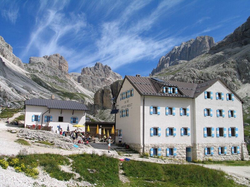 Rifugio-Vajolet-Pozza