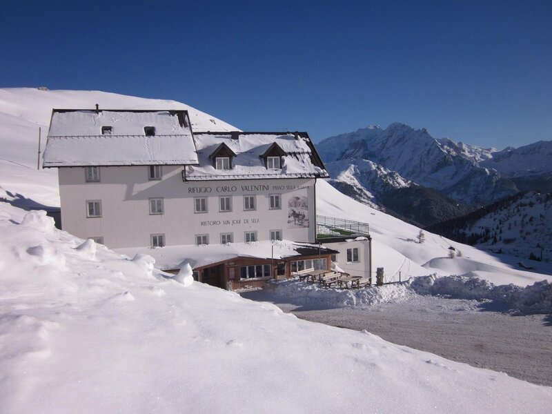 Alpine Schutzhütte Carlo Valentini - Canazei - Fassatal - Winter