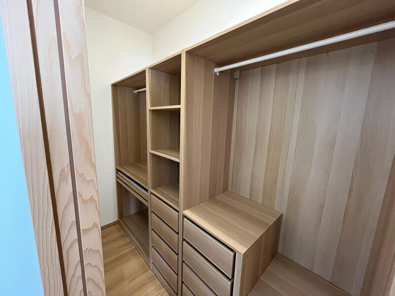 Cabina armadio camera matrimoniale