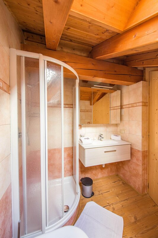 Suite Catinaccio bagno soppalco 1