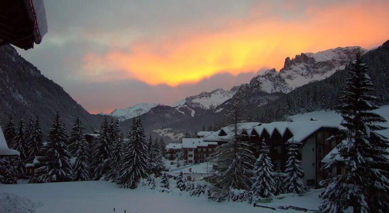 TRAMONTO A VILLA CAMPITELLO