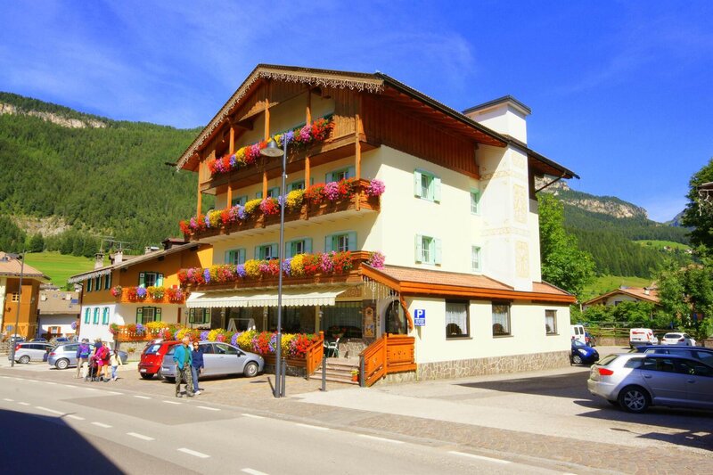 Hotel Villa Cima Undici - Pozza - Val di Fassa