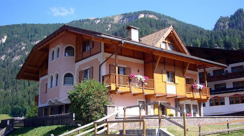 Villa Lory Canazei