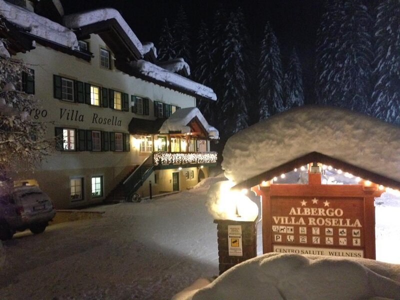 Hotel Villa Rosella-Canazei-Val di Fassa Neve