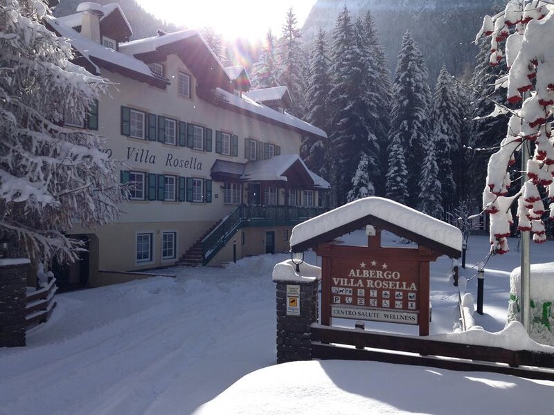 Hotel Villa Rosella - Penia di Canazei- Fassatal - Winter