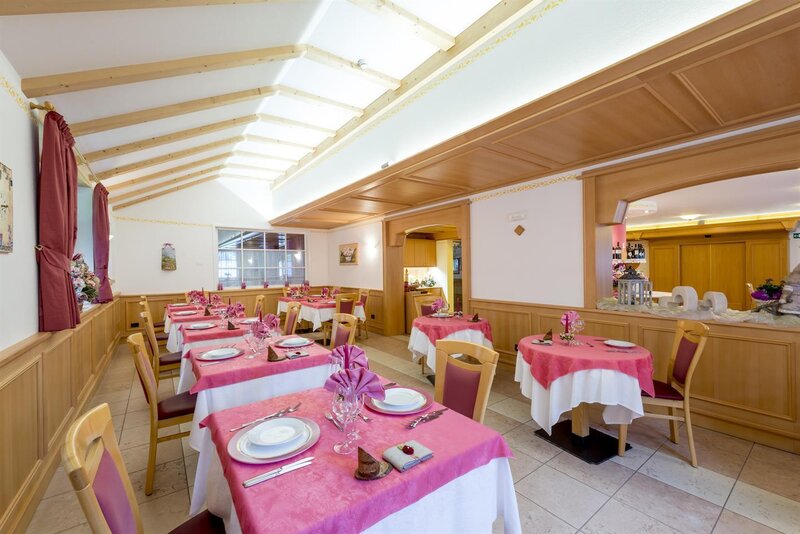 ristorante_Hotel Villa Rosella_Canazei_Val di fass