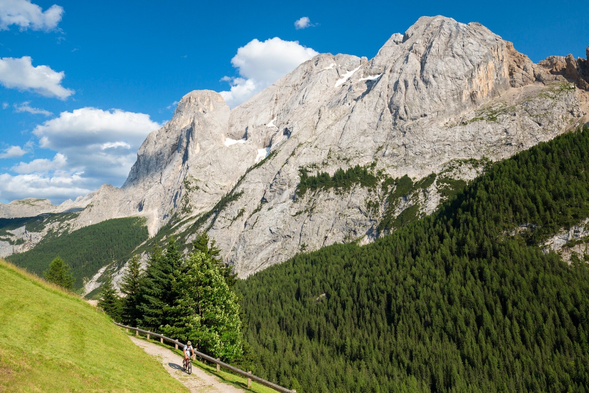 Canazei   Alba   Penìa