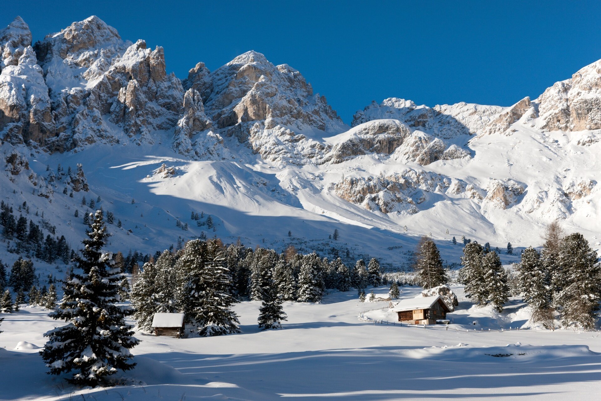 Following The Traces Of A King's Fantasies