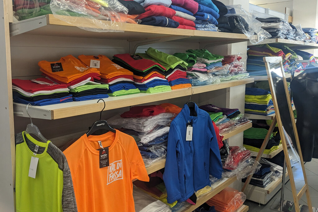 Content Dam Org 3 Images Full Rights Shopping Aaveste Aaveste Pozza Archivio Apt Val Di Fassa Dlorenz 02