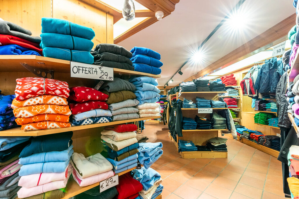 Content Dam Org 3 Images Full Rights Shopping Antermoia Sport Antermoia Sport Mazzin Archivio Apt Val Di Fassa Mrizzi 4