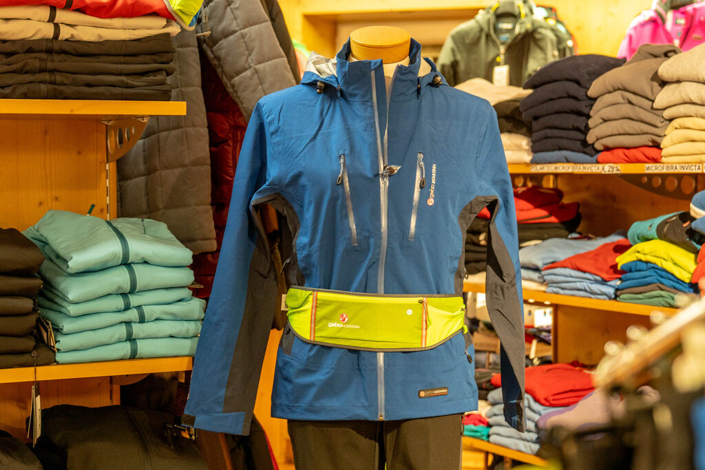 Content Dam Org 3 Images Full Rights Shopping Antermoia Sport Antermoia Sport Mazzin Archivio Apt Val Di Fassa Mrizzi 5