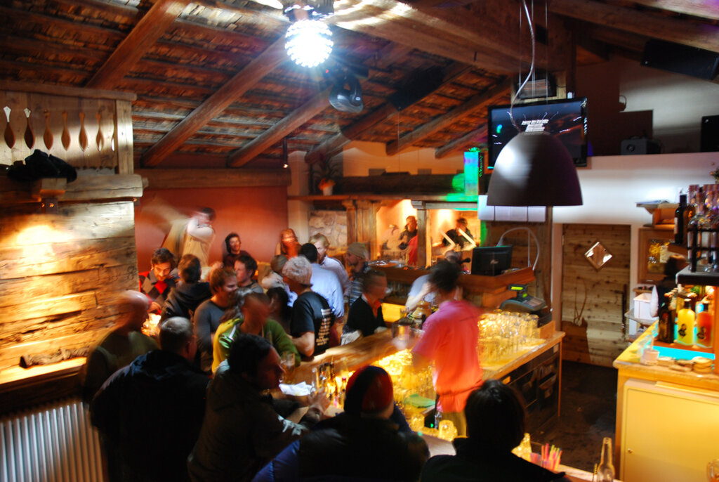 Content Dam Org 3 Images Full Rights Gusto Apr&egrave;s Ski Parad&igrave;s Archivio Apt Val Di Fassa Pboso Apres Ski Paradis Canazei 3