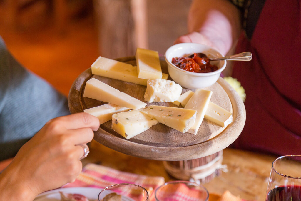 Content Dam Org 0 Images Full Rights Gusto 39426 Copertina Tagliere Formaggi