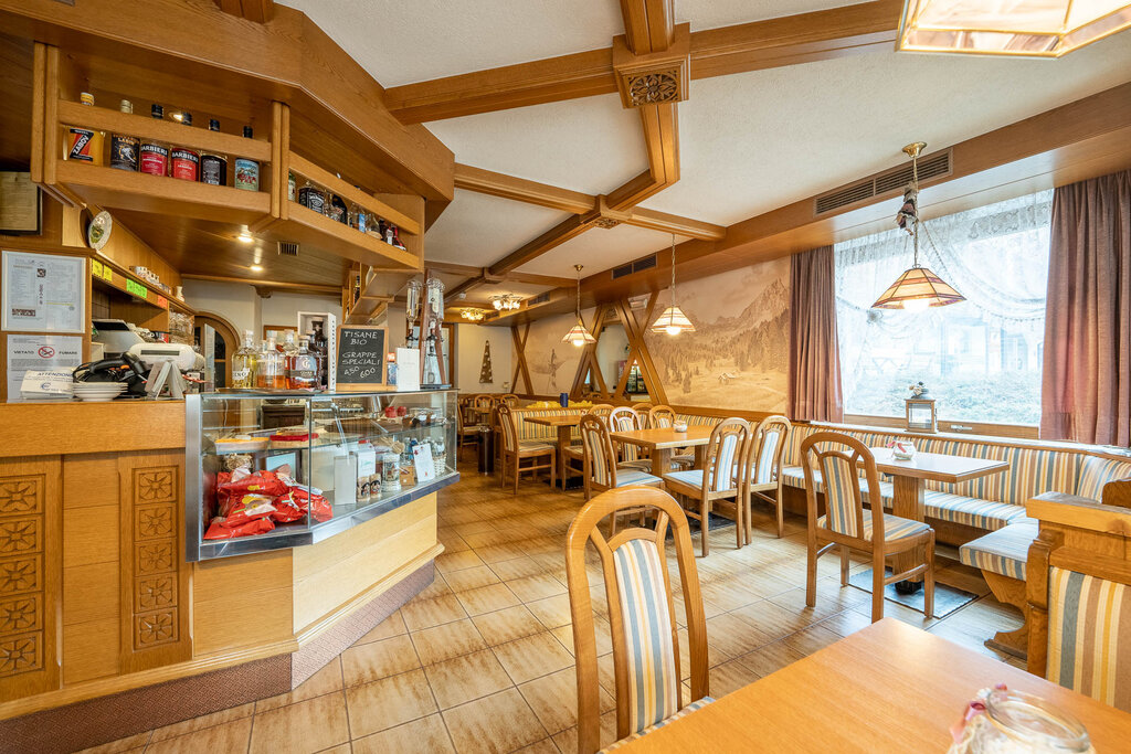 Content Dam Org 3 Images Full Rights Gusto Bar Hotel Rosalpina Bar Hotel Rosalpina Soraga Apt Val Di Fassa Mrizzi 03