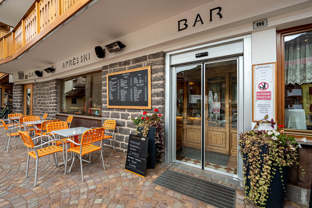 Content Dam Org 3 Images Full Rights Gusto Bar Apres Ski International Bar Apres Ski International Canazei Apt Val Di Fassa Mrizzi 01