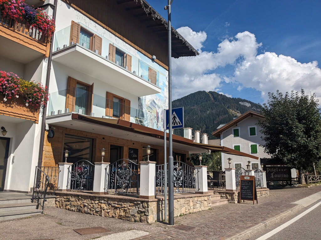 Content Dam Org 3 Images Full Rights Gusto Caffe Bistro Laurino Caffe Bistro Laurino Pozza Archivio Apt Val Di Fassa Dlorenz 01