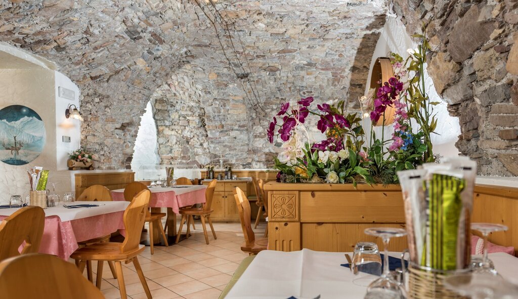 Content Dam Org 3 Images Full Rights Gusto Ristorante Pizzeria Daniel Zen La Casa Danielzenlacasa Vigodifassa 002