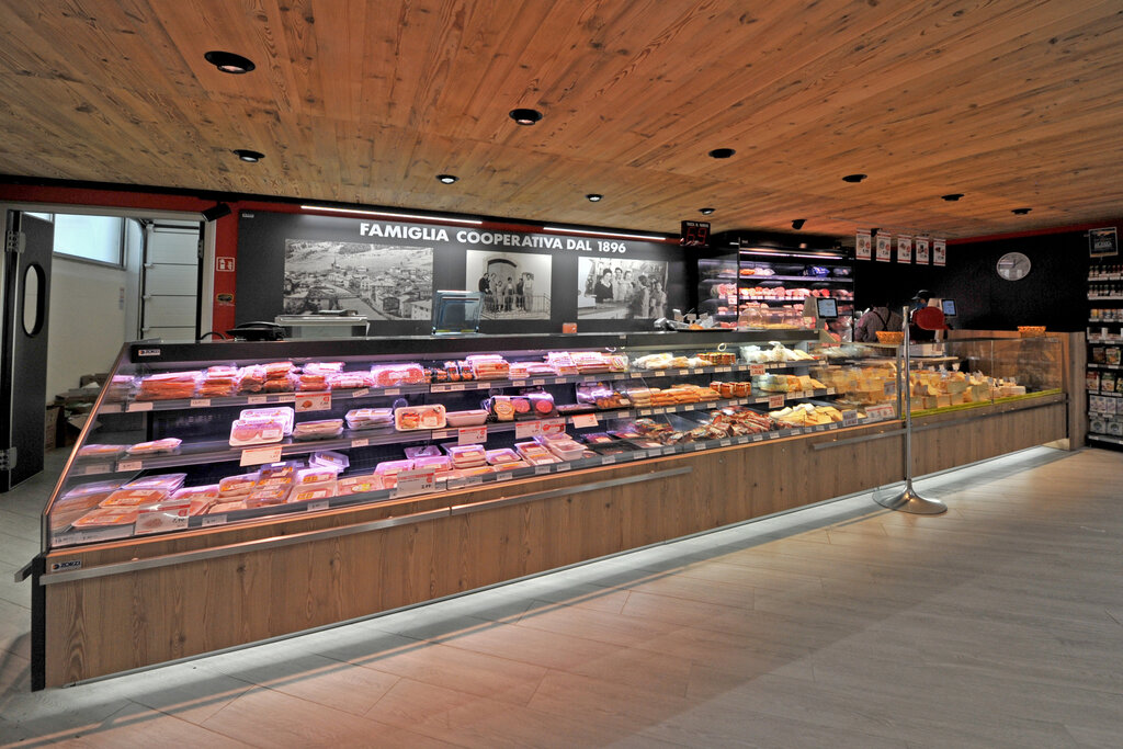 Content Dam Org 3 Images Full Rights Shopping Famiglia Cooperativa Moena   Coop Famiglia Cooperativa Coop Moena 01